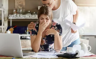 Photo article un huissier peut il saisir une personne non solvable