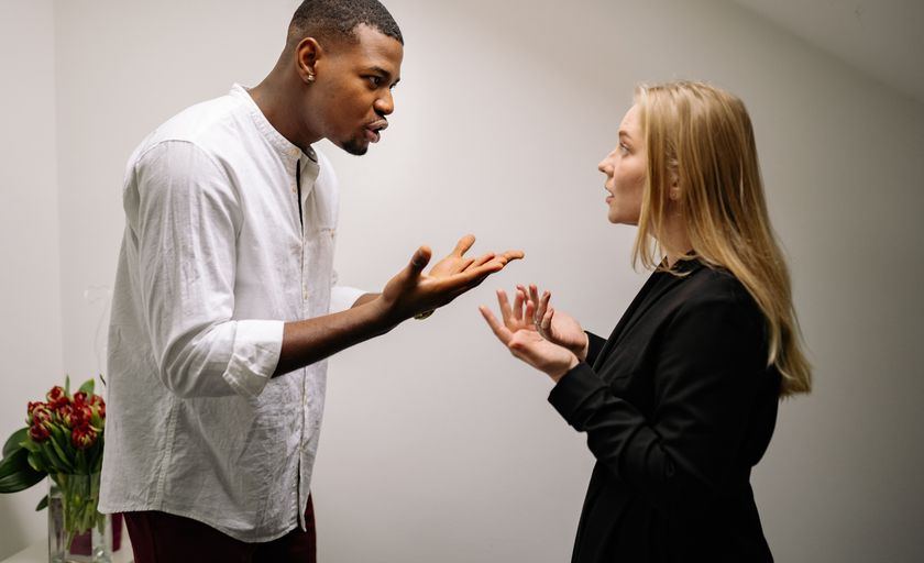 Le conflit peut nous toucher dans notre vie personnelle et professionnelle